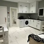 شقة Beni 's Apartments