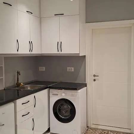Apartment Beni 's Sarande